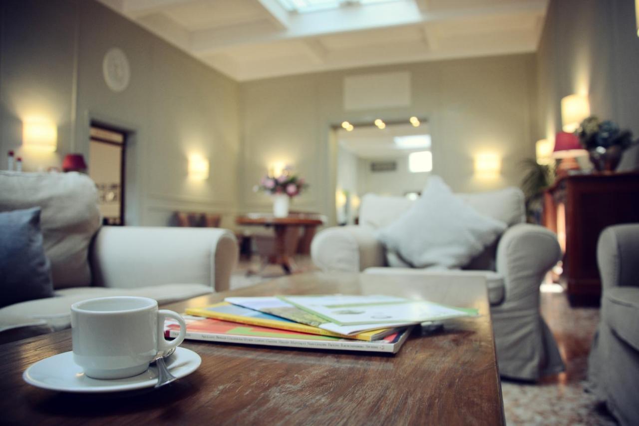 Hotel Touring Wellness & Beauty 퓨기 외부 사진