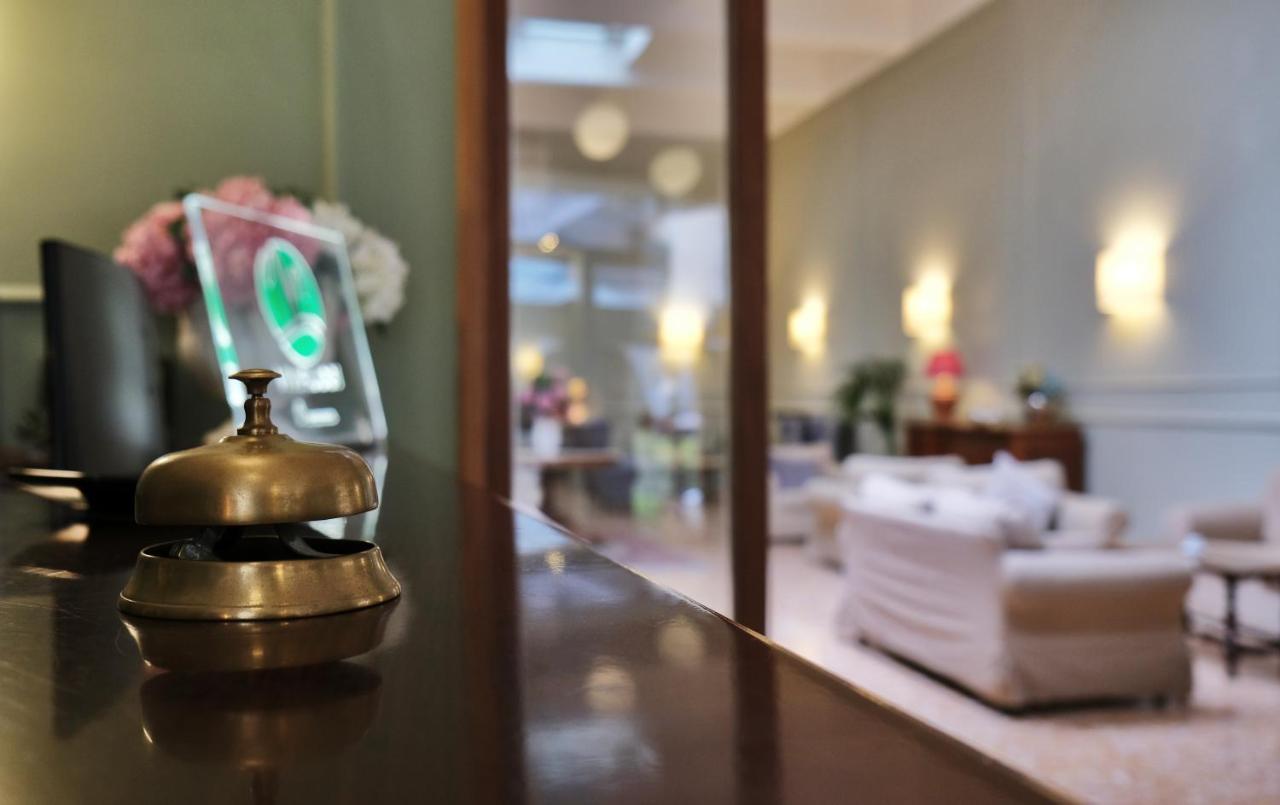 Hotel Touring Wellness & Beauty 퓨기 외부 사진