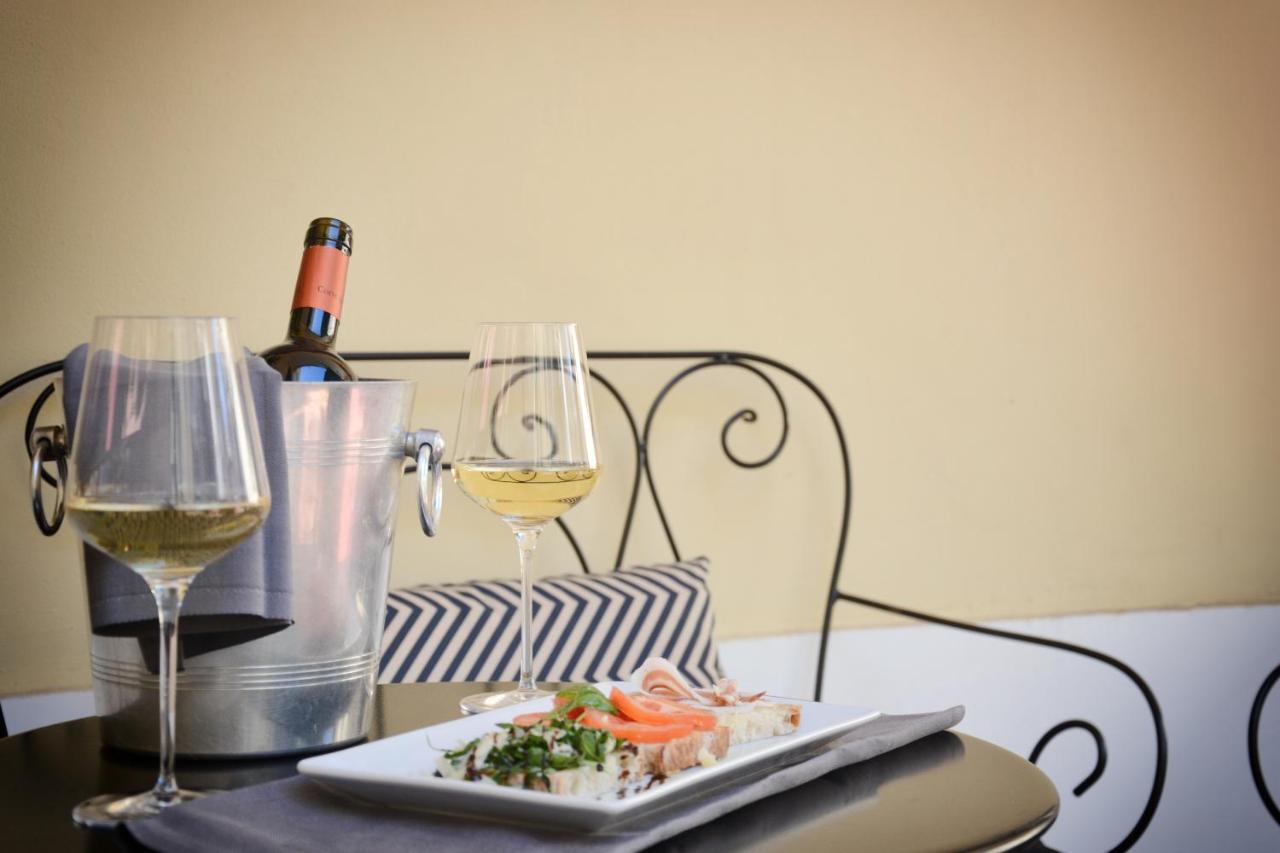 Hotel Touring Wellness & Beauty 퓨기 외부 사진