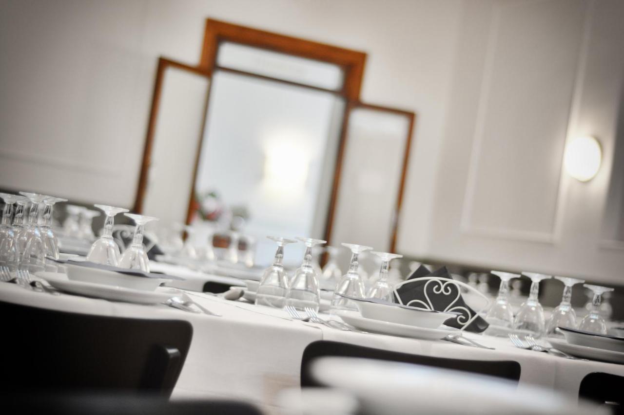 Hotel Touring Wellness & Beauty 퓨기 외부 사진