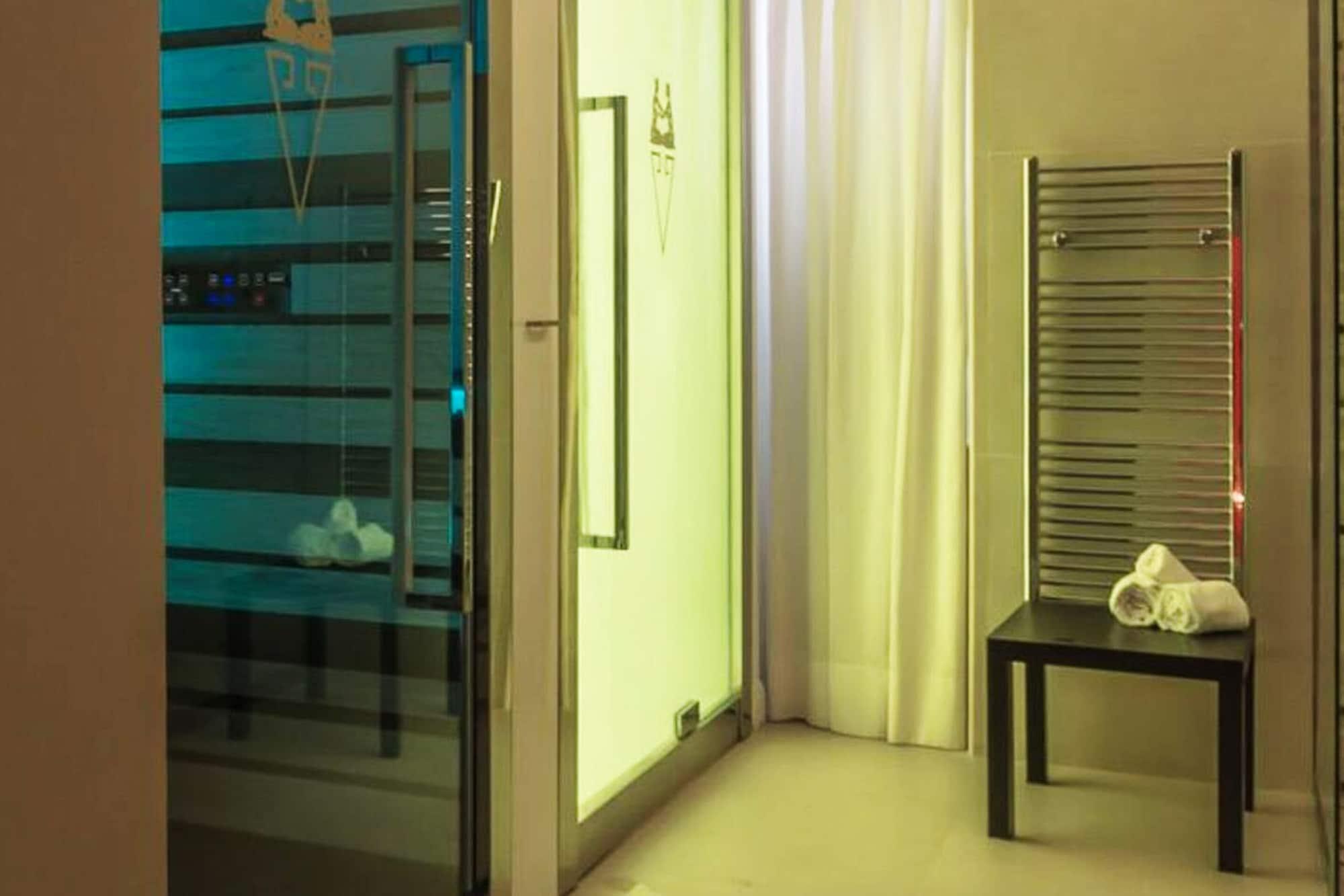Hotel Touring Wellness & Beauty 퓨기 외부 사진